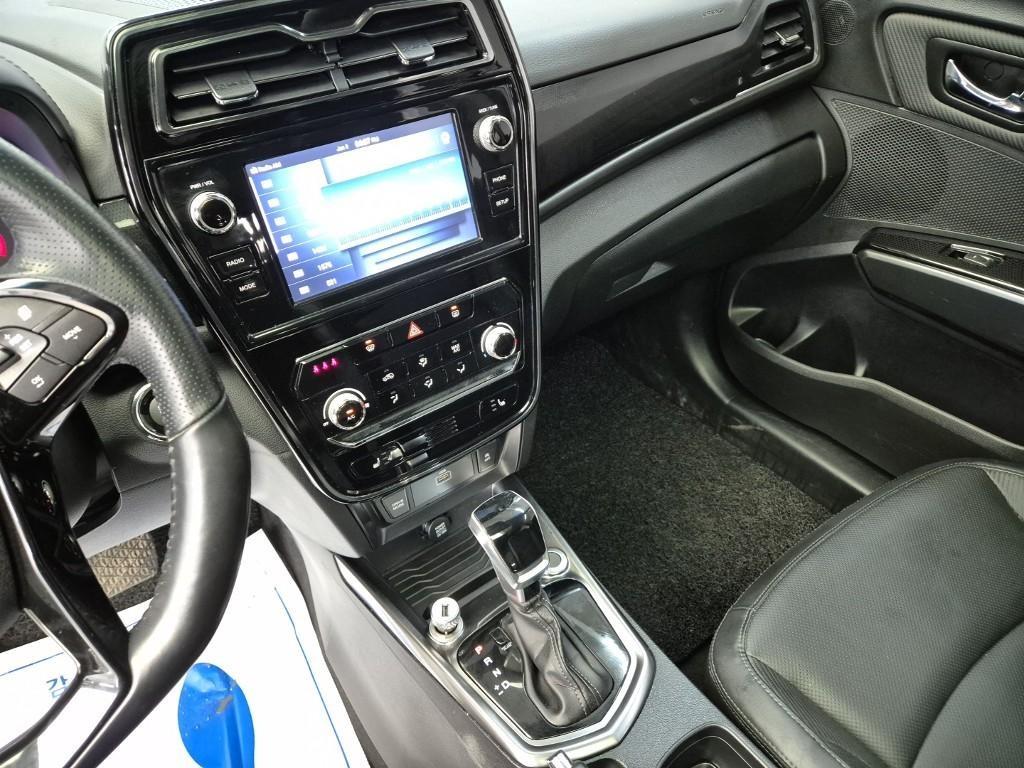 Ssangyong Tivoli - Vista 10