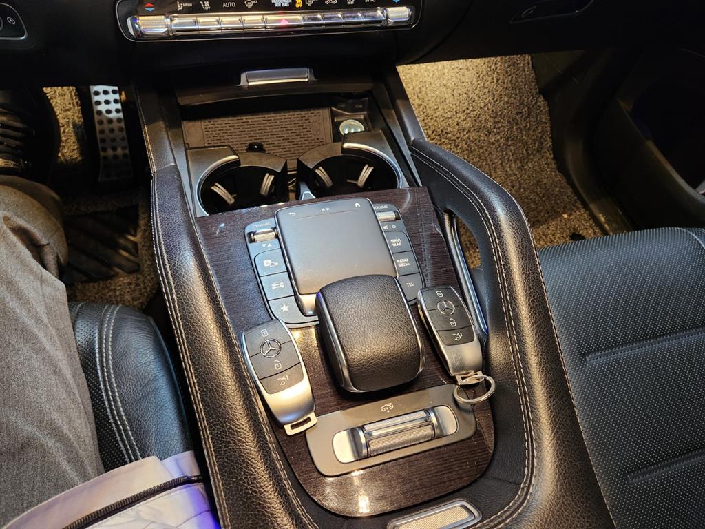 Mercedes Benz GLE Class - Vista 10