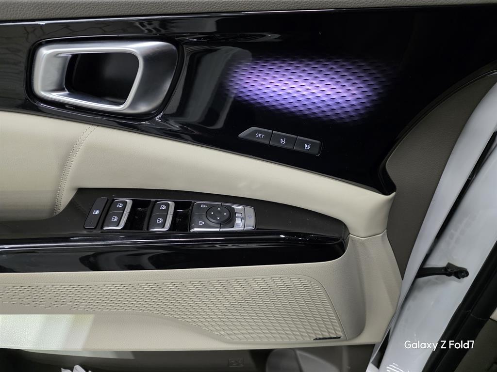 KIA Carnival - Vista 10