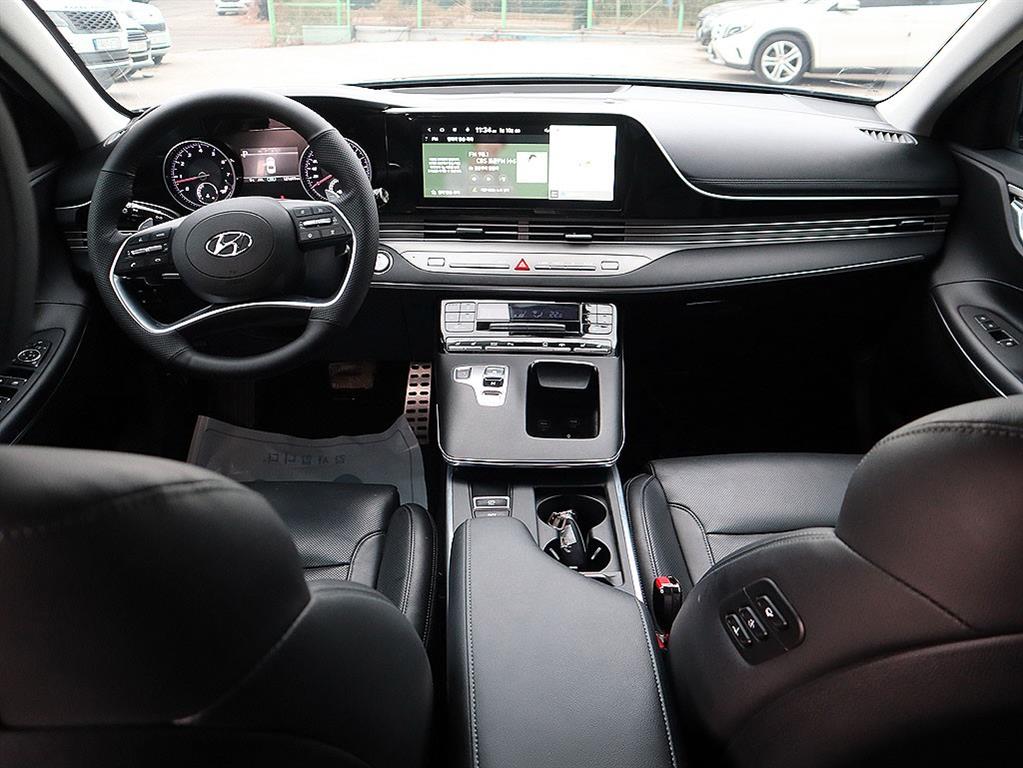 HYUNDAI Grandeur - Vista 9