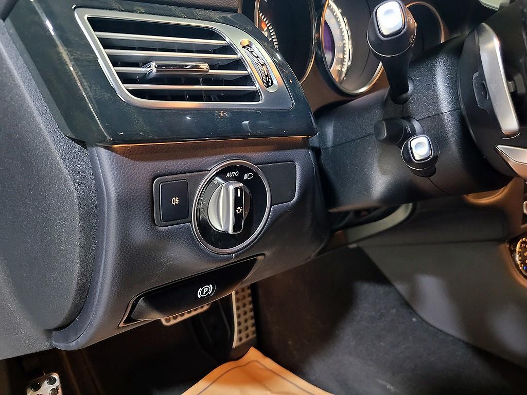 Mercedes Benz CLS Class 2016 Rojo - Importación desde Corea - HF Imports Iquique - Foto 14