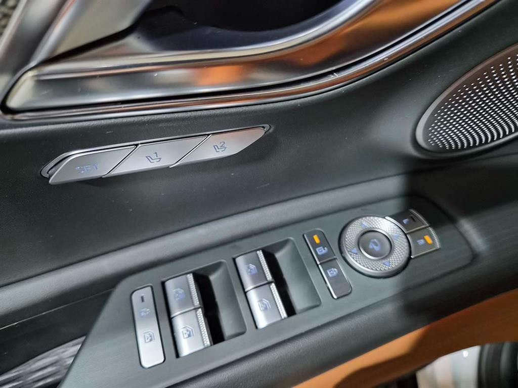 Genesis GV80 - Vista 11