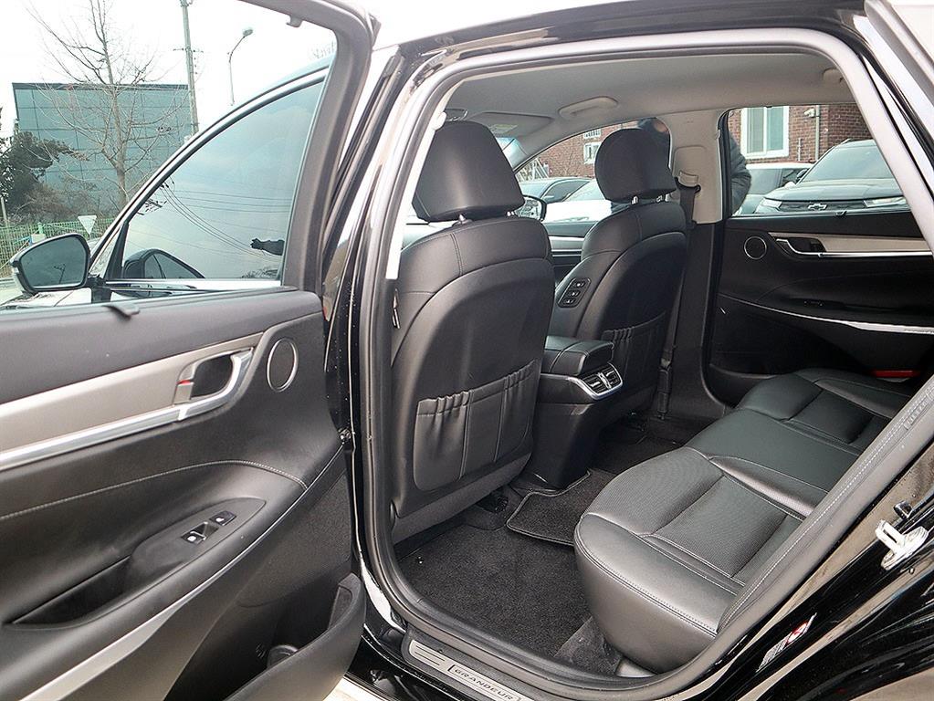 HYUNDAI Grandeur 2022 Negro - Importación desde Corea - HF Imports Iquique - Foto 7