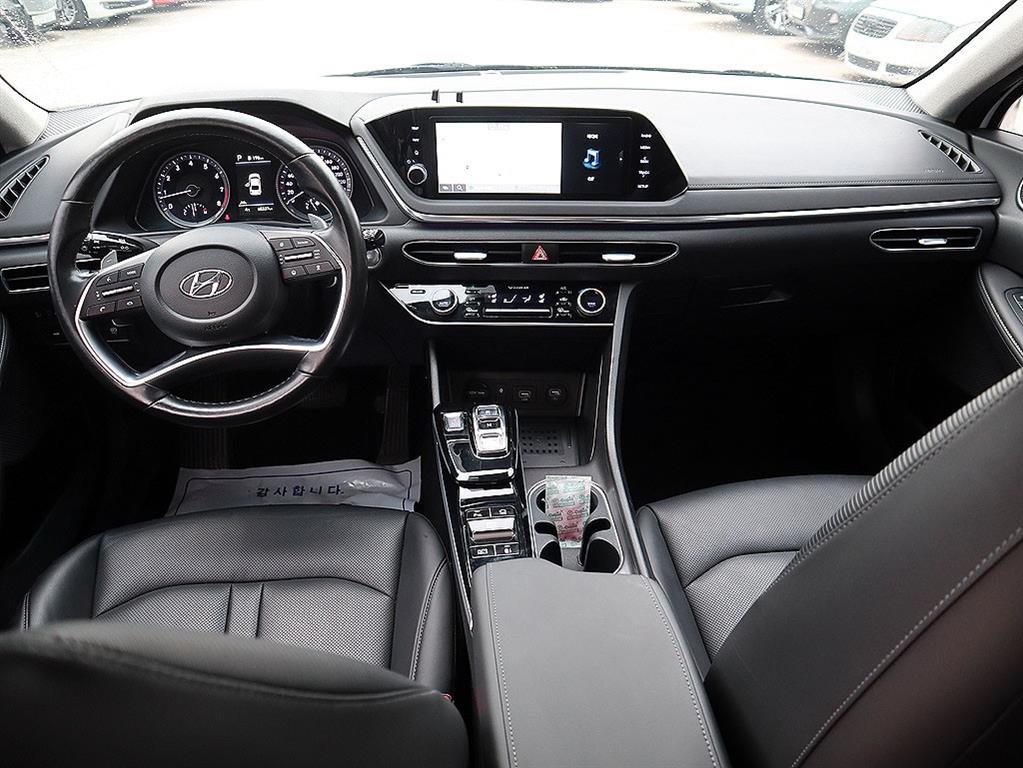 HYUNDAI Sonata - Vista 9