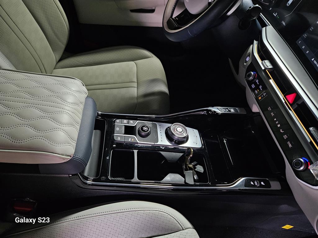 KIA Sorento - Vista 8