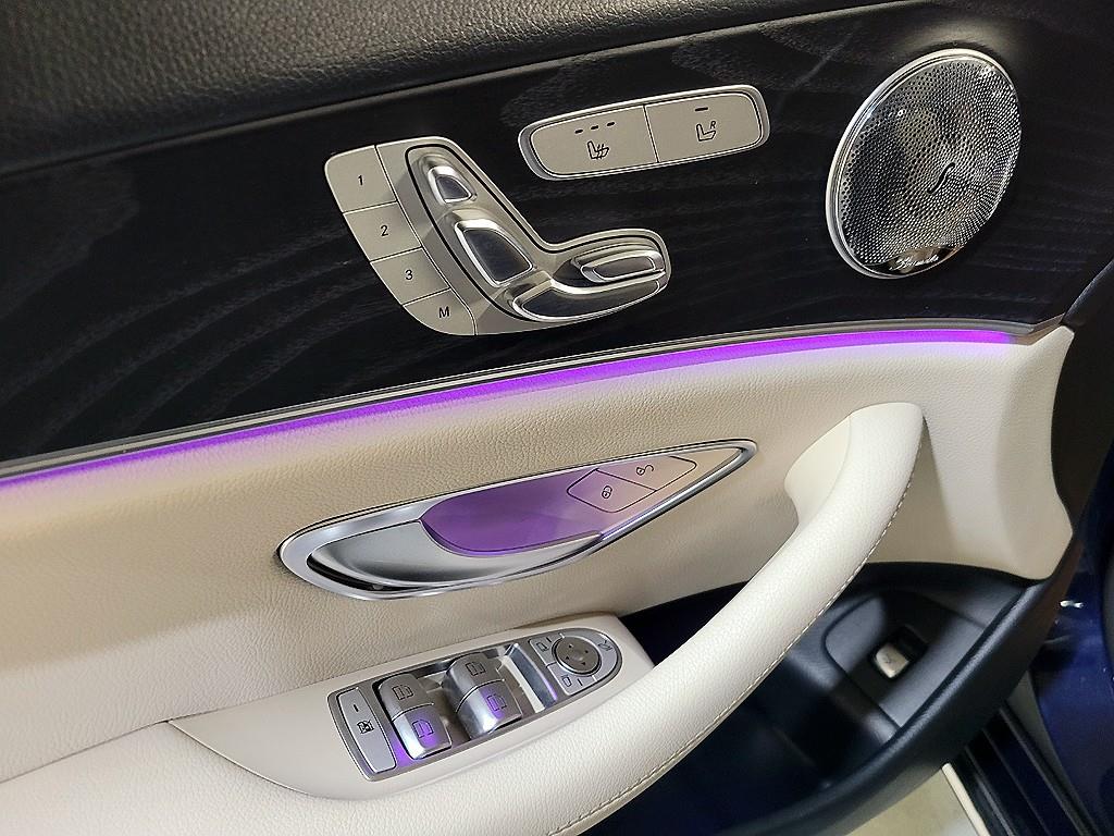 Mercedes Benz E class 2017 Azul - Importación desde Corea - HF Imports Iquique - Foto 13