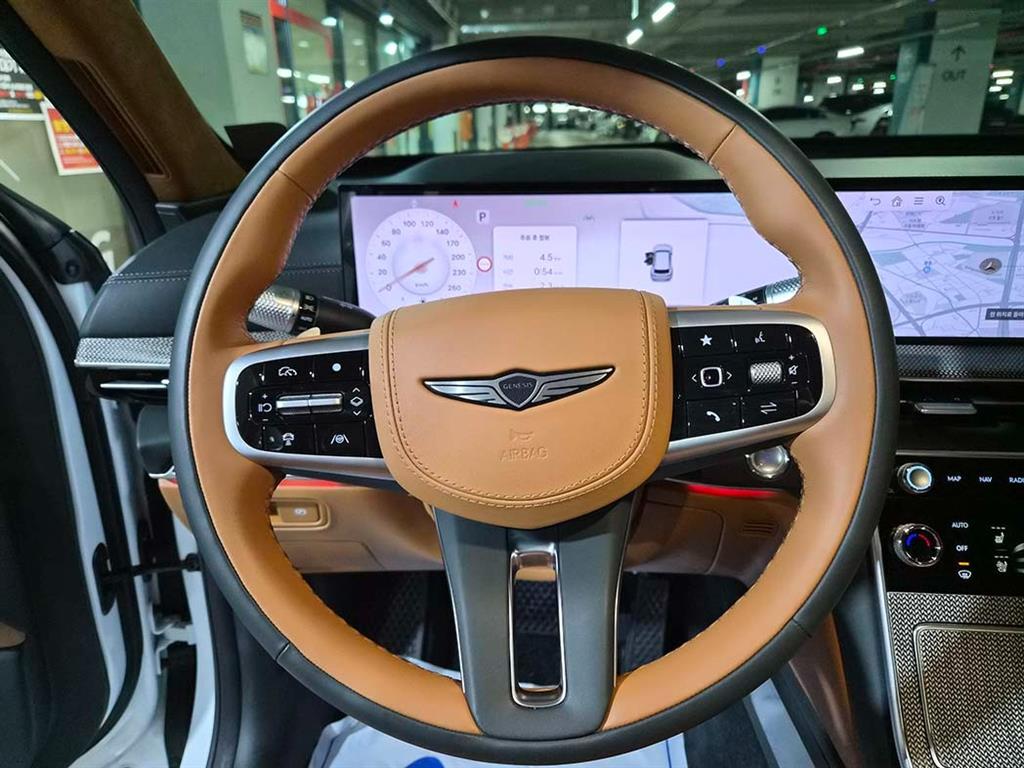 Genesis GV80 - Vista 9