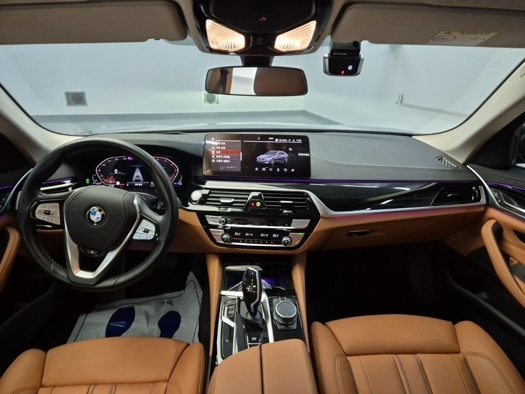 BMW 5 Series - Vista 7