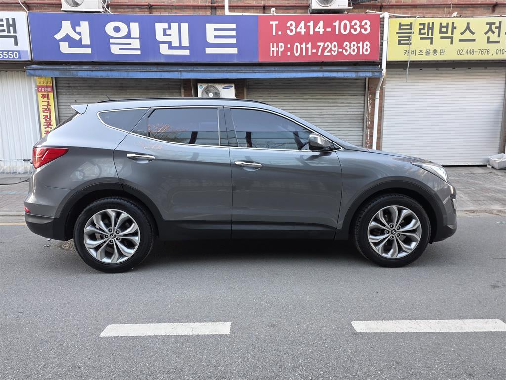 HYUNDAI Santa Fe - Vista 4
