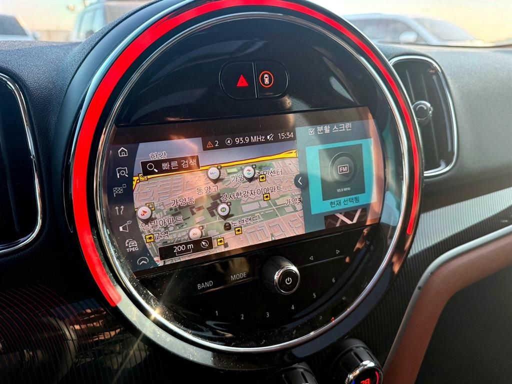 Mini Countryman - Vista 11