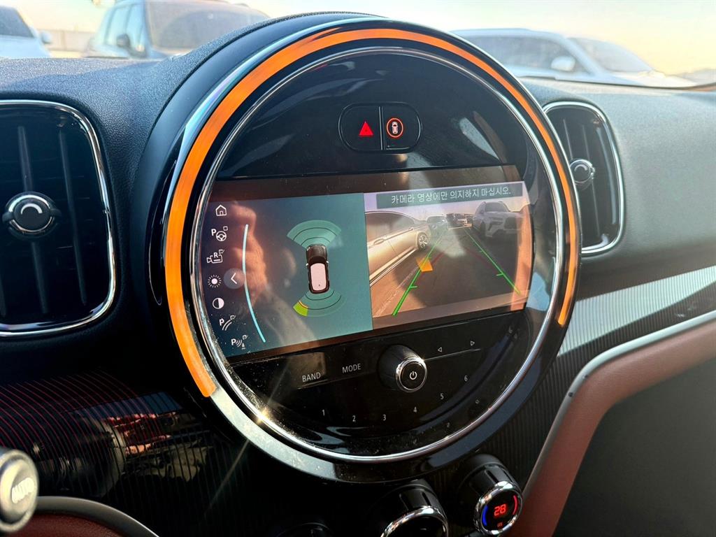 Mini Countryman - Vista 12