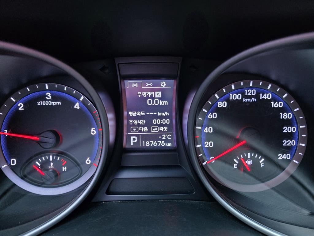 HYUNDAI Santa Fe - Vista 5