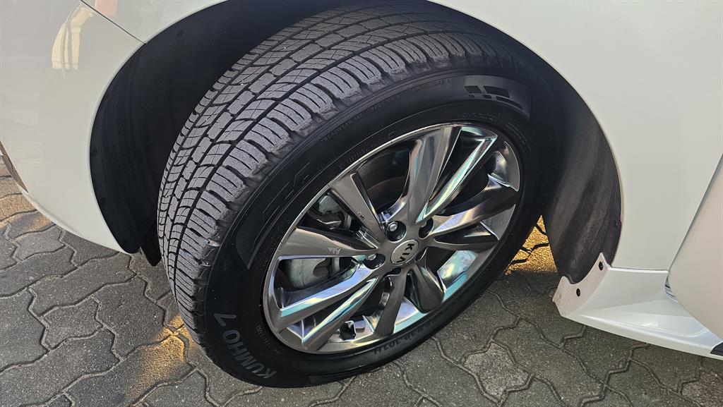 KIA Carnival - Vista 6