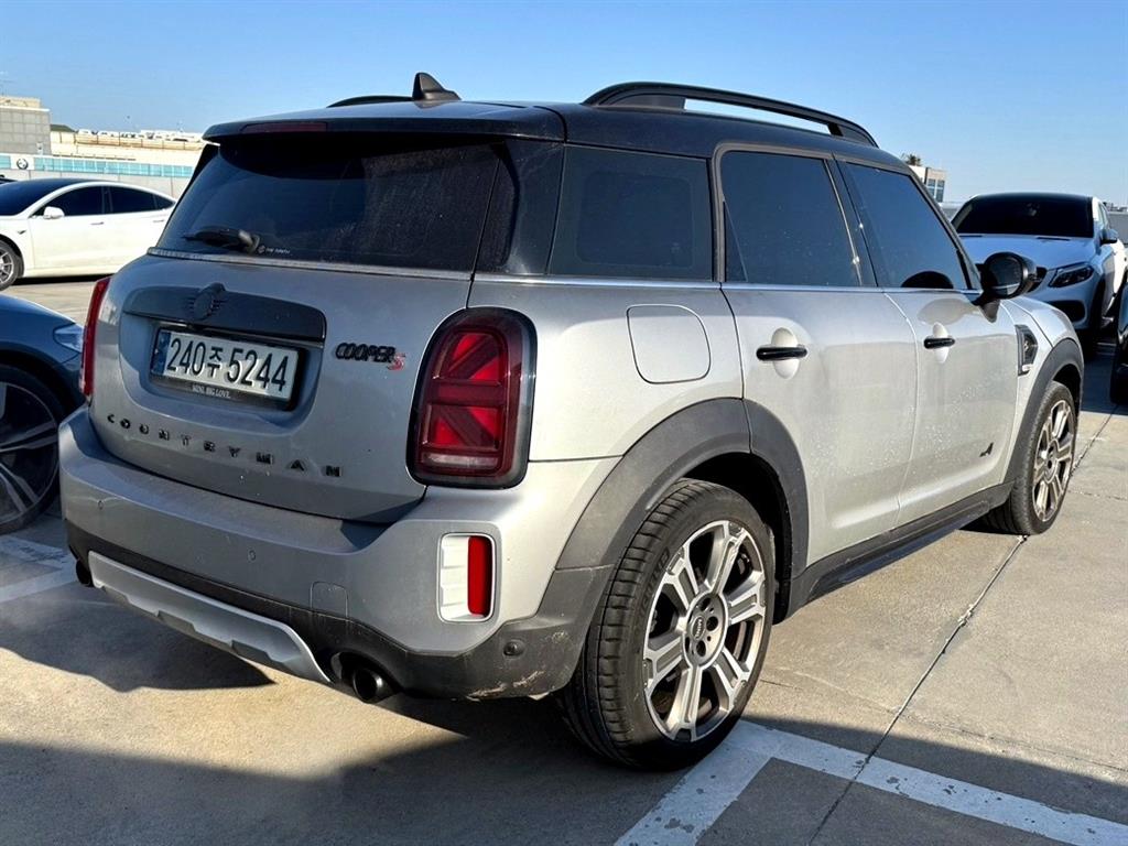 Mini Countryman - Vista 4