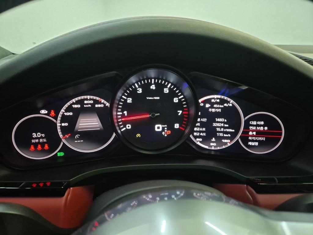 Porsche Cayenne - Vista 6