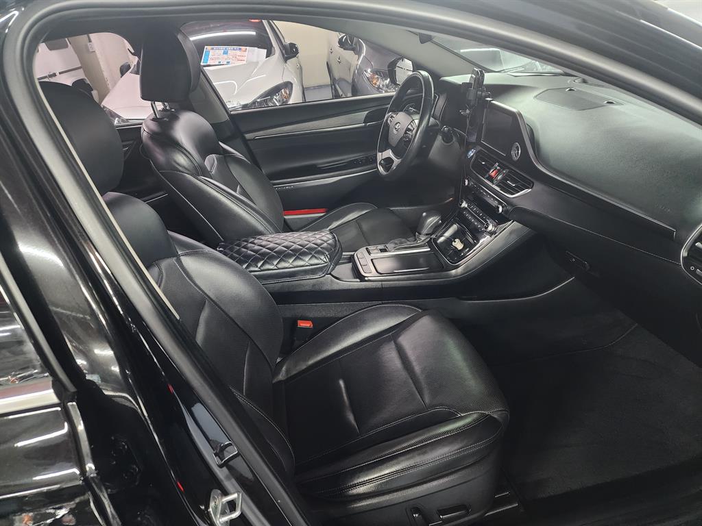 HYUNDAI Grandeur - Vista 5