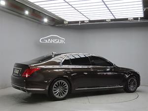 Genesis EQ900 - Vista 8