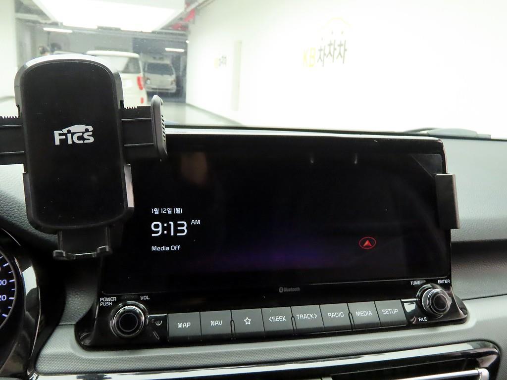 KIA Seltos - Vista 9