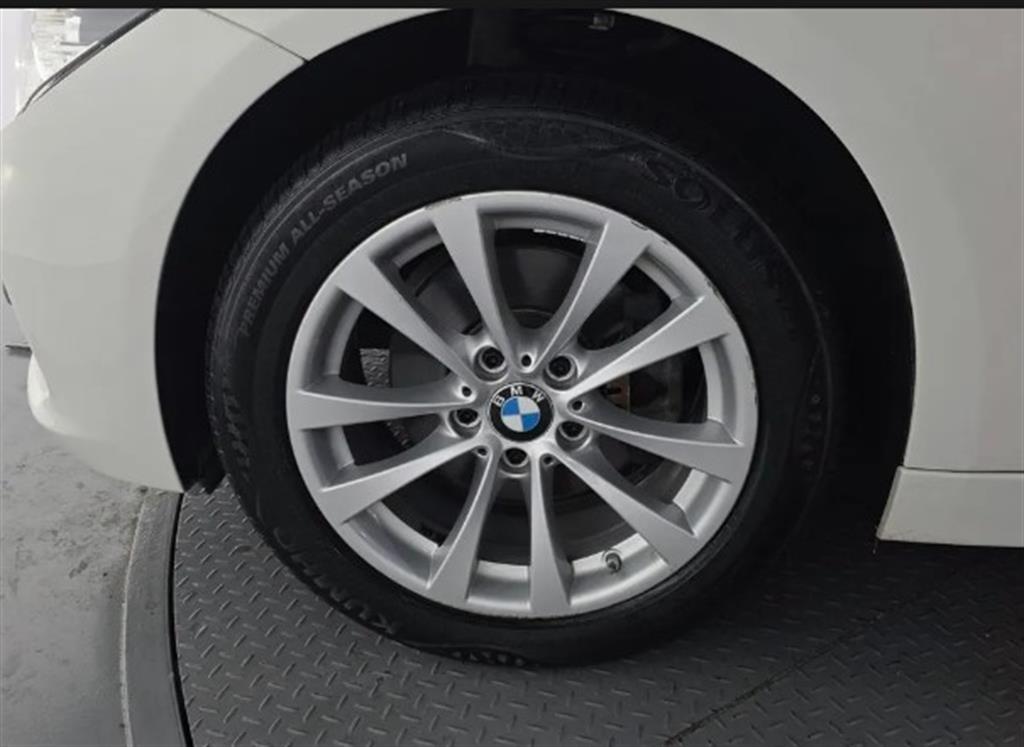 BMW 3 series - Vista 5