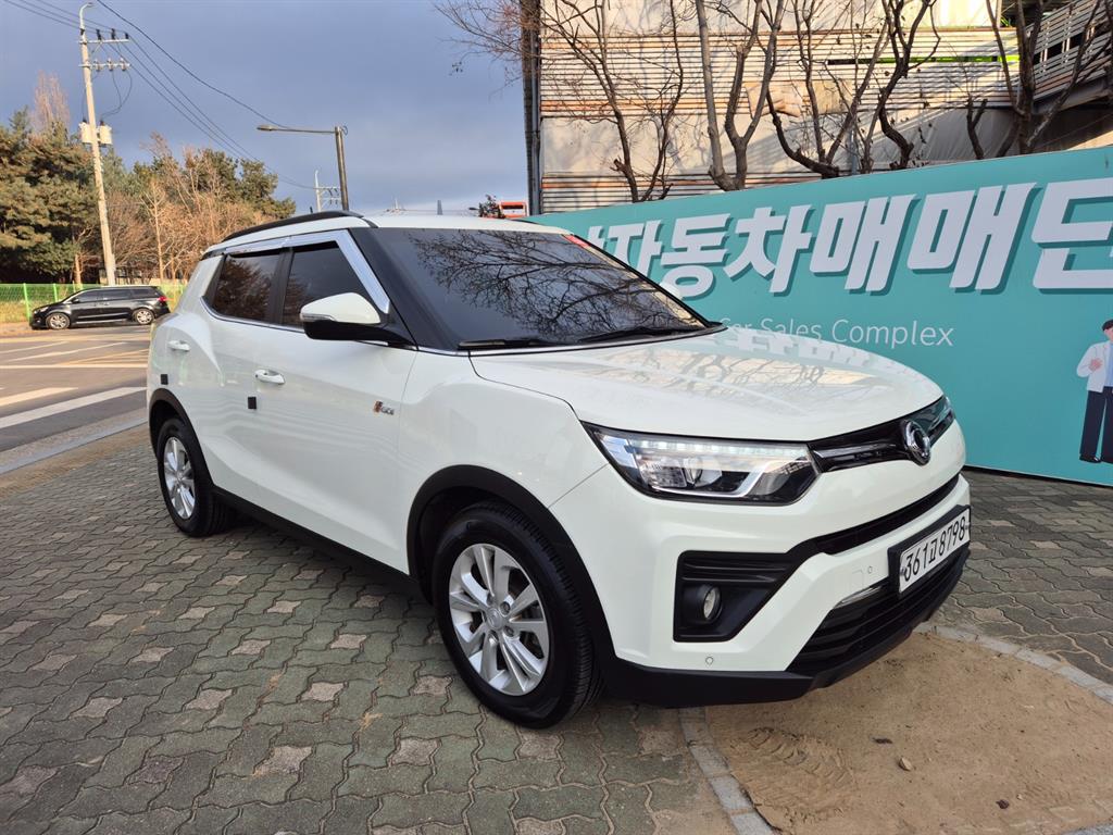 Ssangyong Tivoli - Vista 7