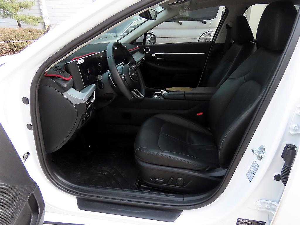 HYUNDAI Sonata - Vista 5