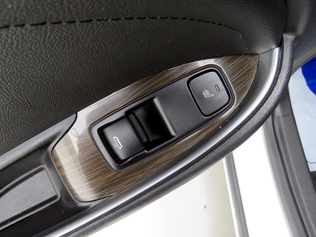 Chevrolet Malibu - Vista 8