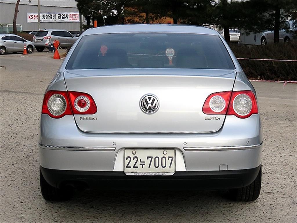 Volkswagen Passat - Vista 4