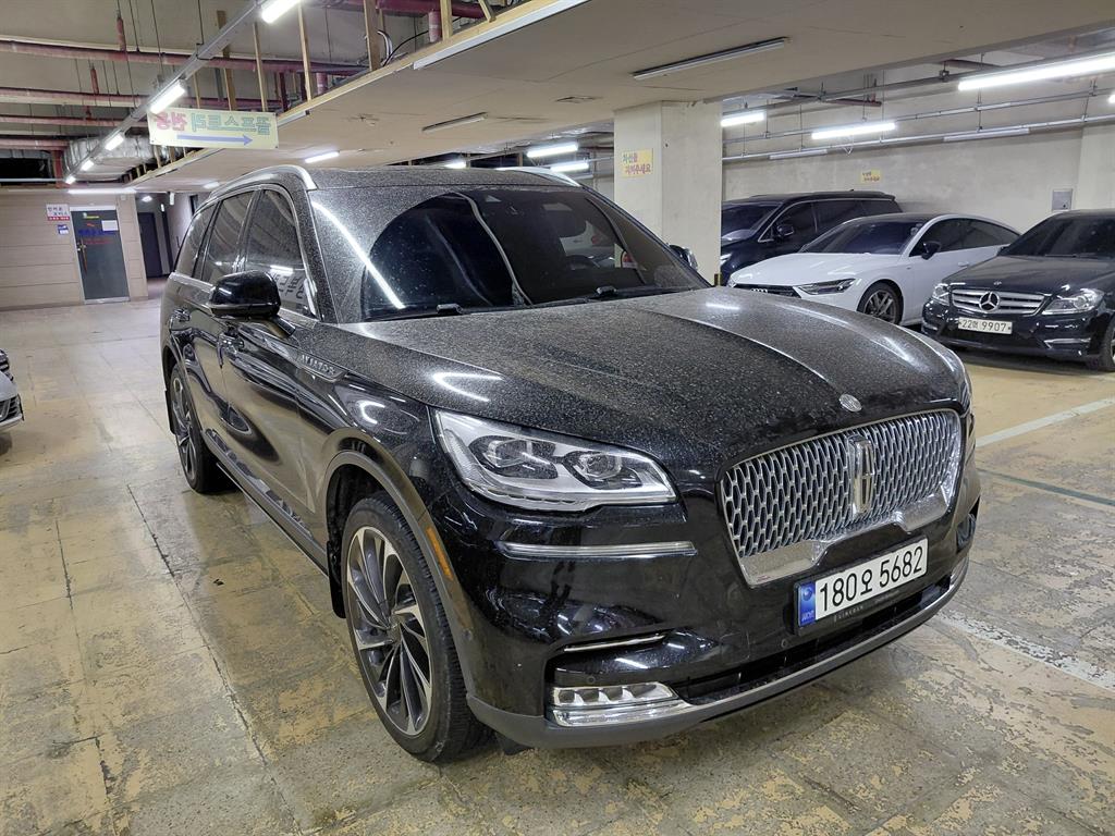 Lincoln Aviator - Vista 3