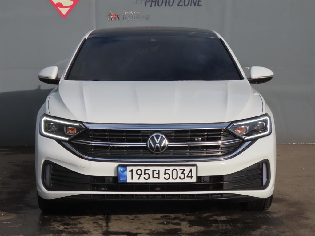 Volkswagen Jetta - Vista 3