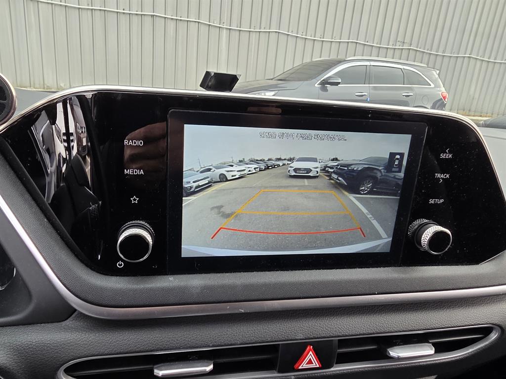 HYUNDAI Sonata - Vista 9