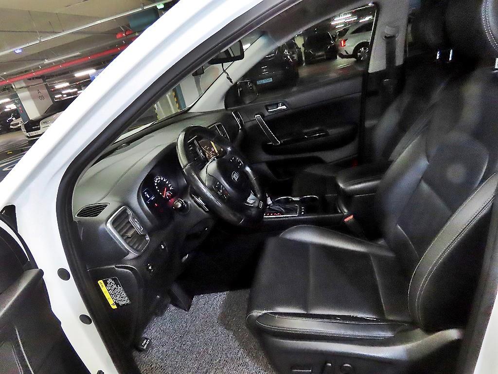 KIA Sportage - Vista 6