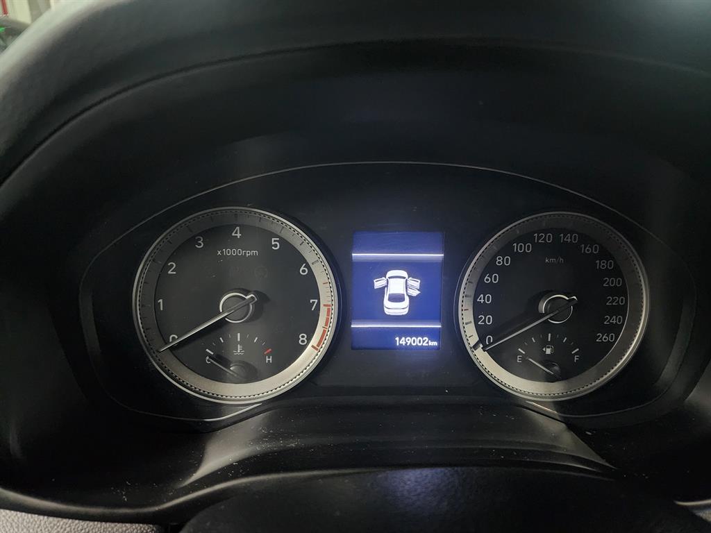 HYUNDAI Grandeur - Vista 9