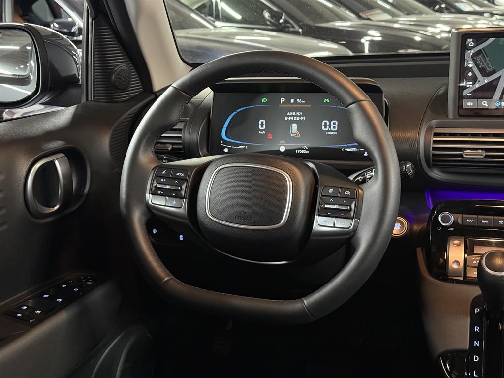 HYUNDAI Casper - Vista 8