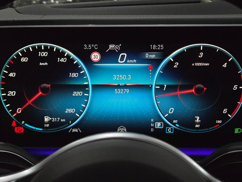 Mercedes Benz GLE Class - Vista 10