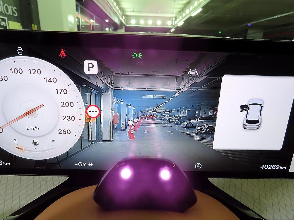 Genesis GV80 - Vista 9