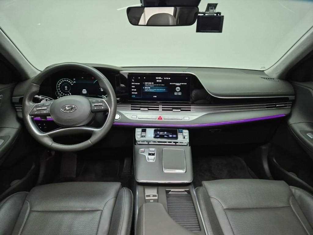 HYUNDAI Grandeur - Vista 7