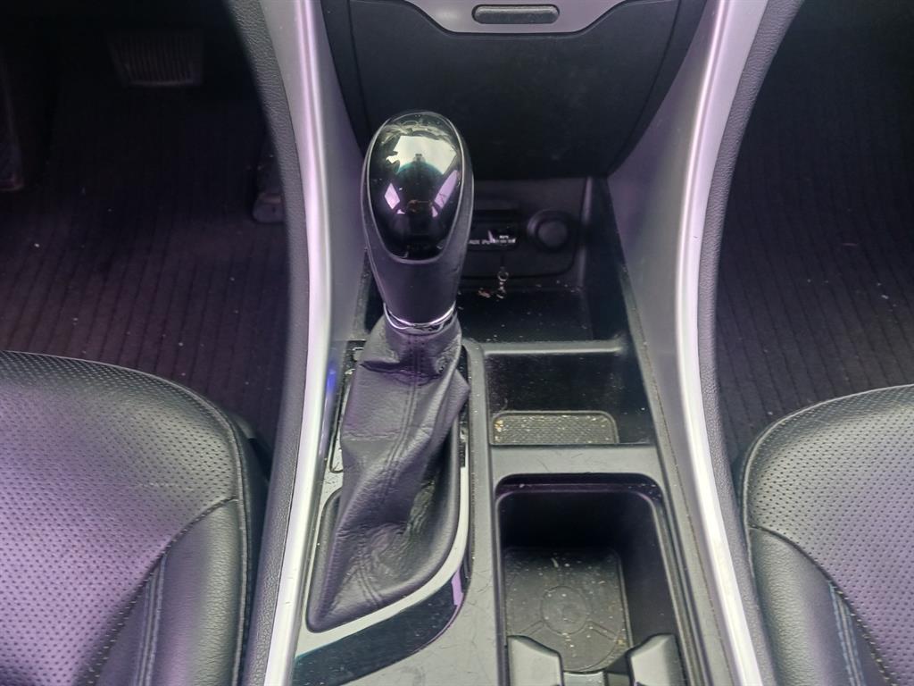 HYUNDAI Sonata - Vista 7