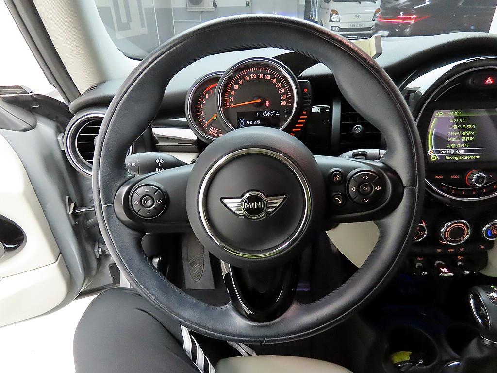 Mini Cooper - Vista 8