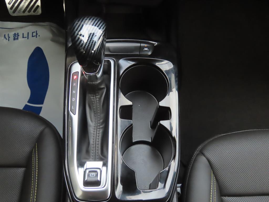 Chevrolet Trax 2024 Amarillo - Importación desde Corea - HF Imports Iquique - Foto 13