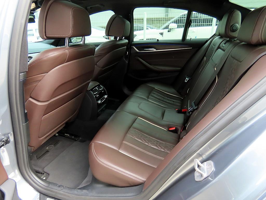 BMW 5 Series - Vista 6