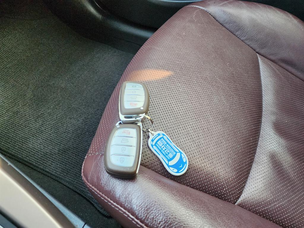 HYUNDAI Avante 2014 Blanco - Importación desde Corea - HF Imports Iquique - Foto 17