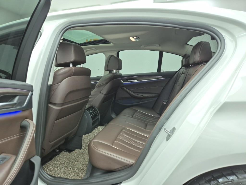 BMW 5 Series - Vista 12