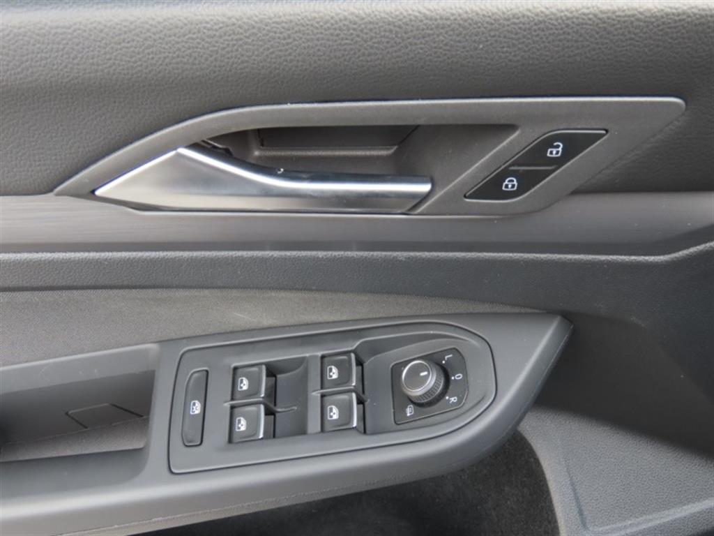 Volkswagen Golf 2022 - Importación desde Corea - HF Imports Iquique - Foto 12