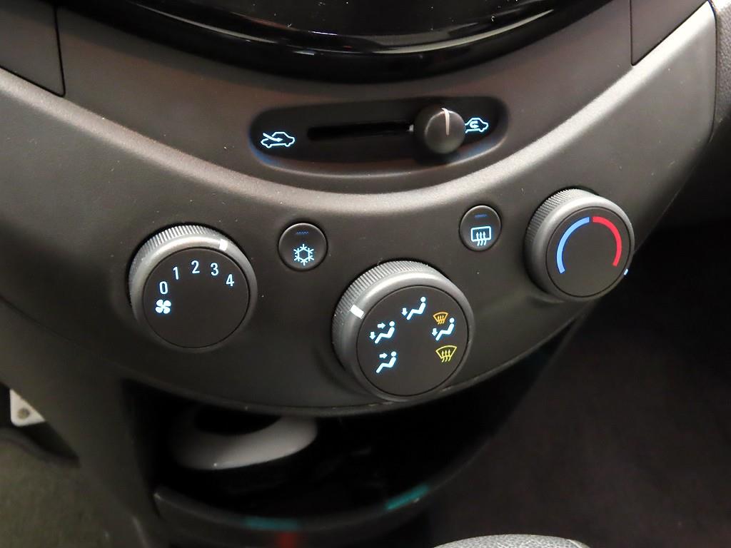 Chevrolet Spark - Vista 10