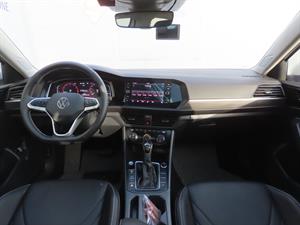 Volkswagen Jetta - Vista 12