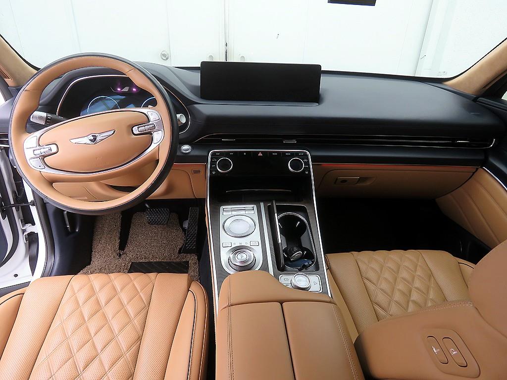 Genesis GV80 - Vista 7