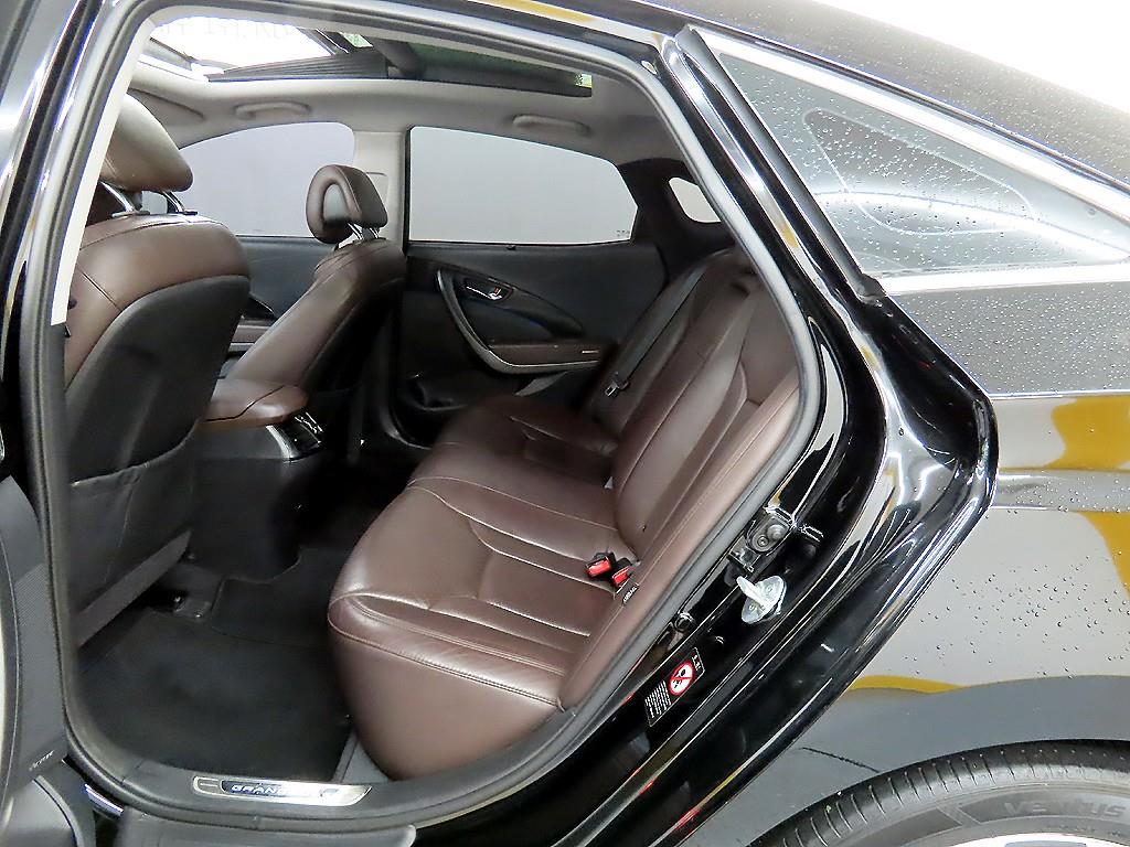 HYUNDAI Grandeur - Vista 6