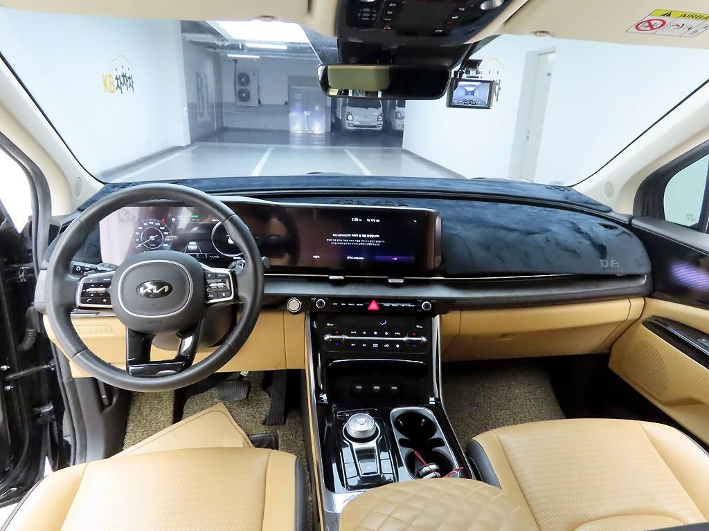 KIA Carnival - Vista 6