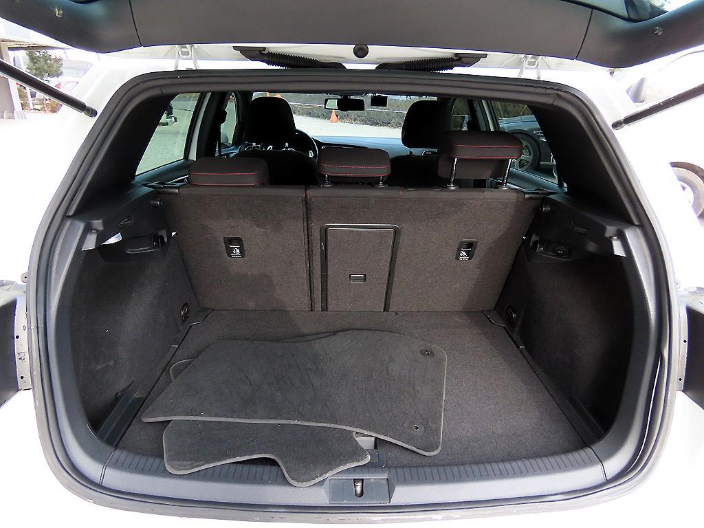 Volkswagen Golf 2016 Blanco - Importación desde Corea - HF Imports Iquique - Foto 17