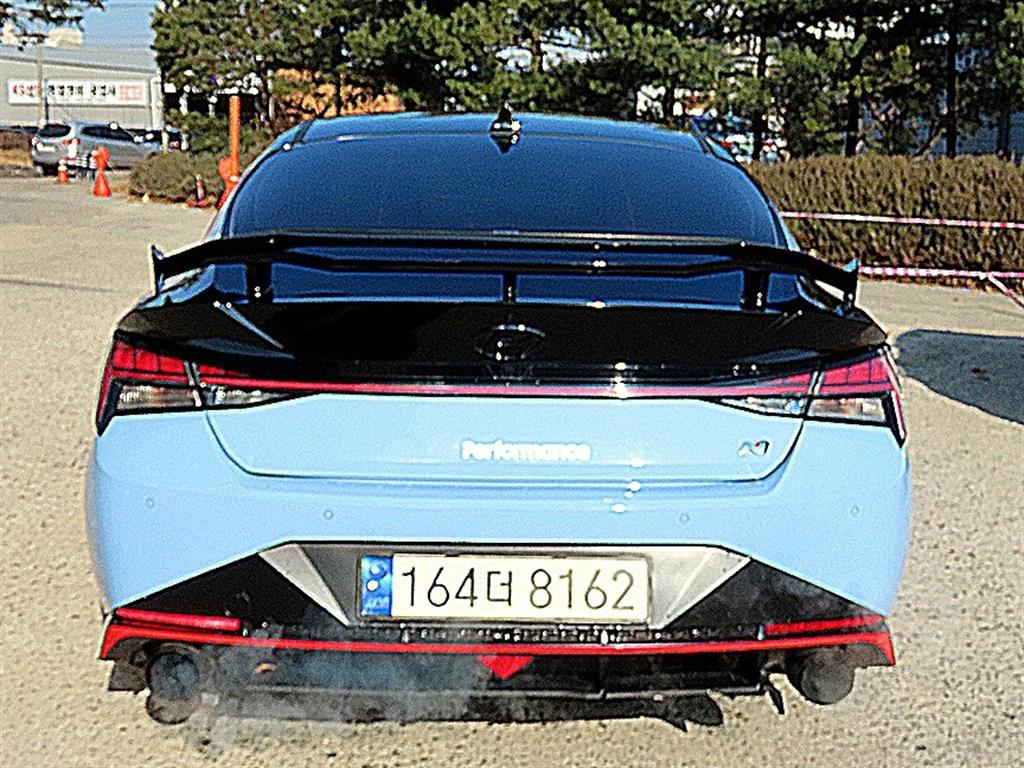 HYUNDAI Avante - Vista 4